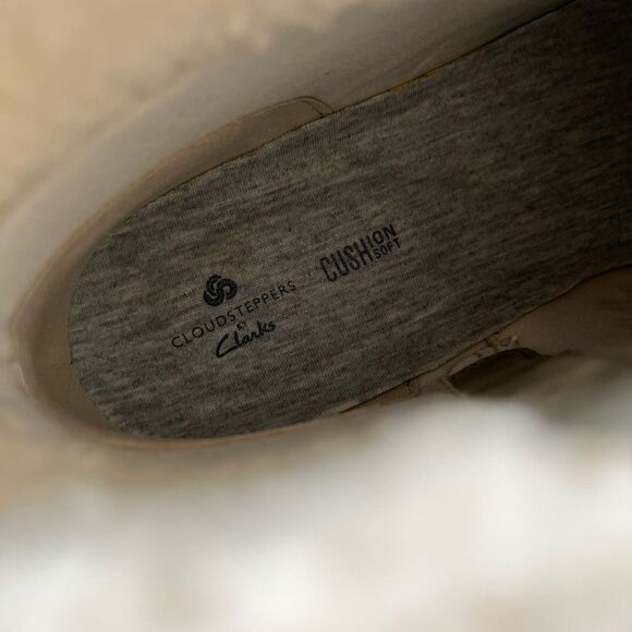 Clarks Step Glow Rose Sherpa Side Zip Boots NEW NWOT - Picture 10 of 11